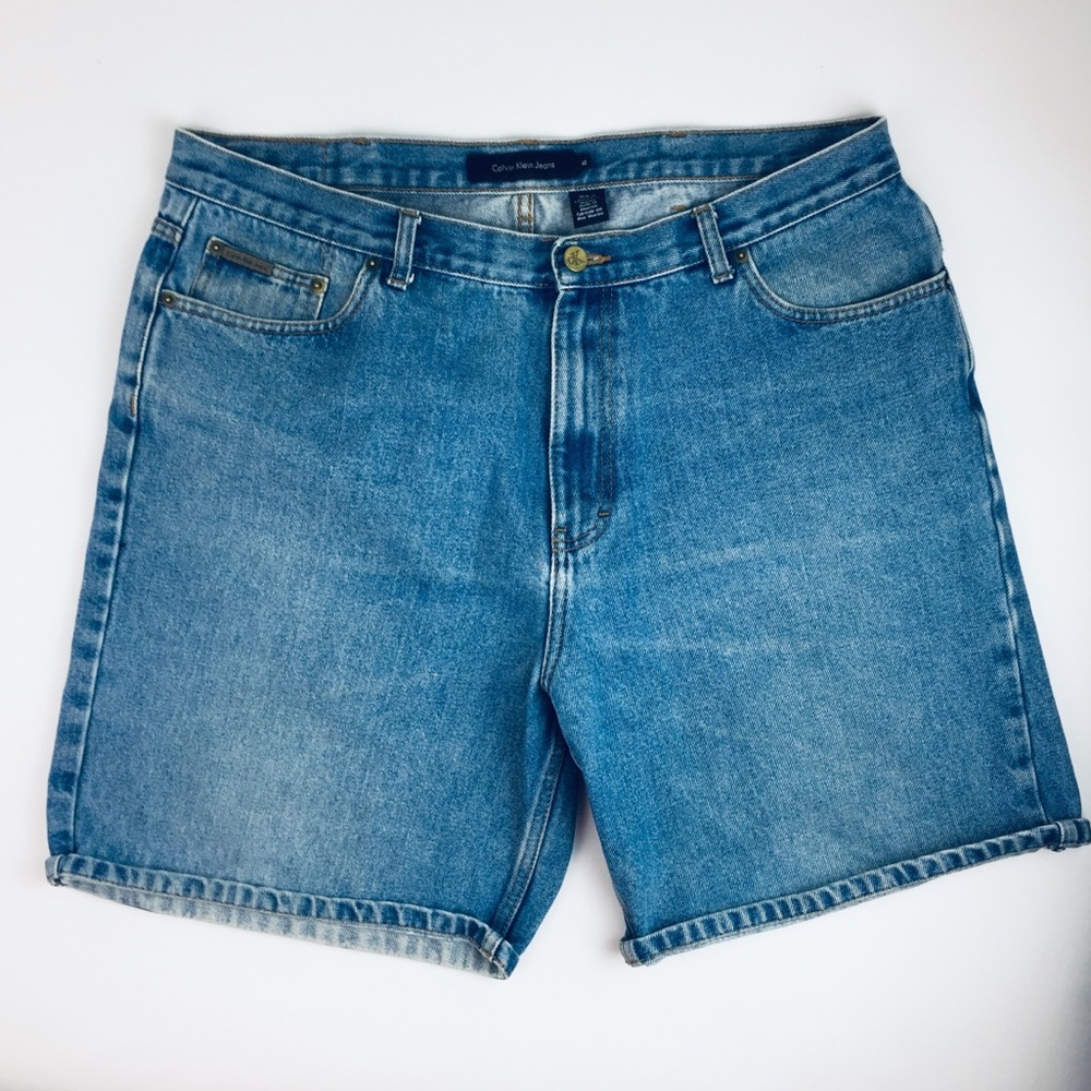 Calvin Klein Jeans Vintage Style Denim Shorts 38”